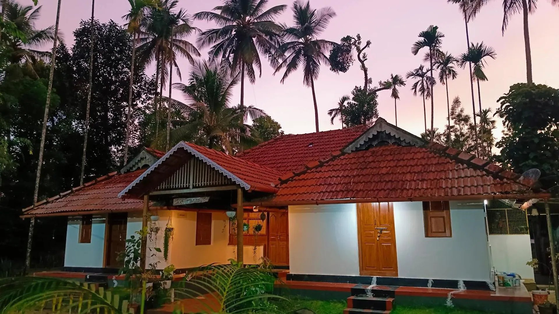 Meenangadi Coffeeisland Vintage Stay