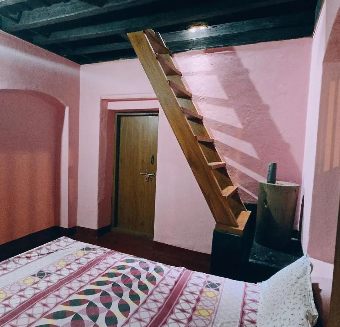 Meenangadi Coffeeisland Vintage Stay בית אירוח